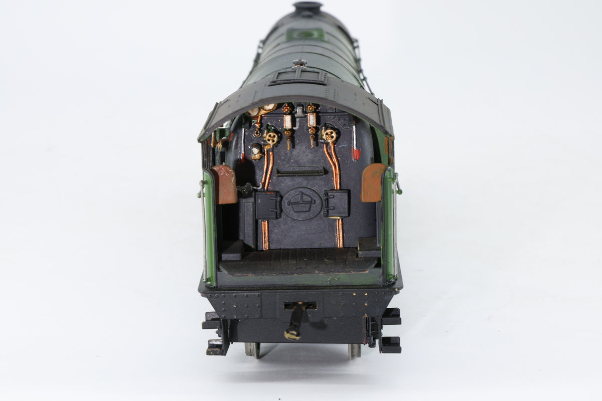 Sancheng/Bachmann Brassworks Finescale O Gauge Class A3 No. 2750 'Papyrus' LNER Green Pro-Weathered