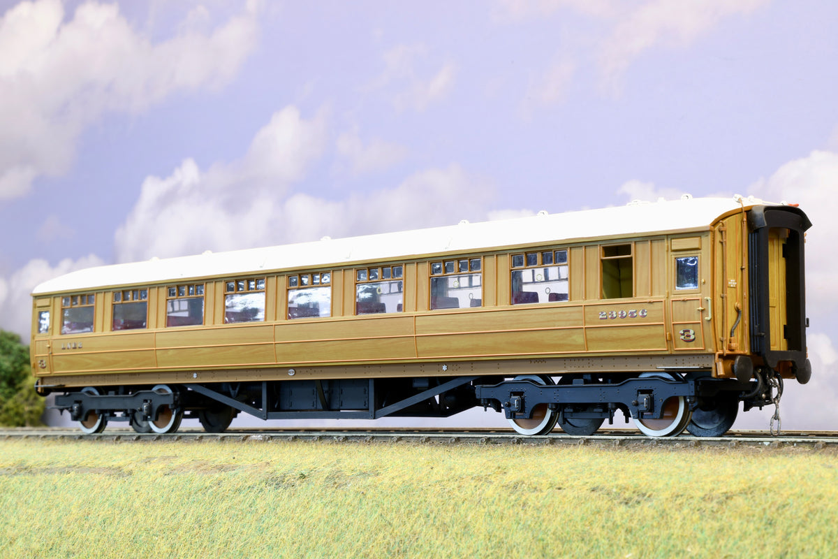 Hattons Finescale O Gauge Gresley Teak Open Third No.23956