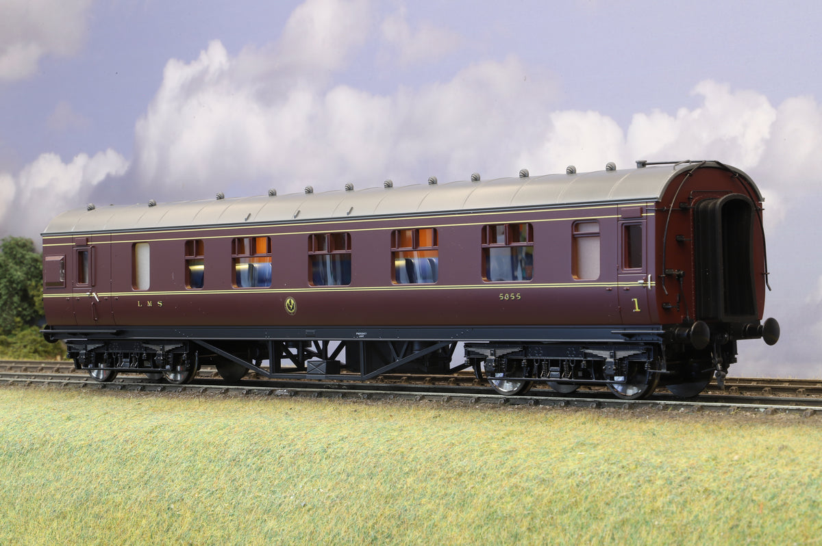 MTH Finescale O Gauge Rake of Four LMS Coaches, MTH 22-60060
