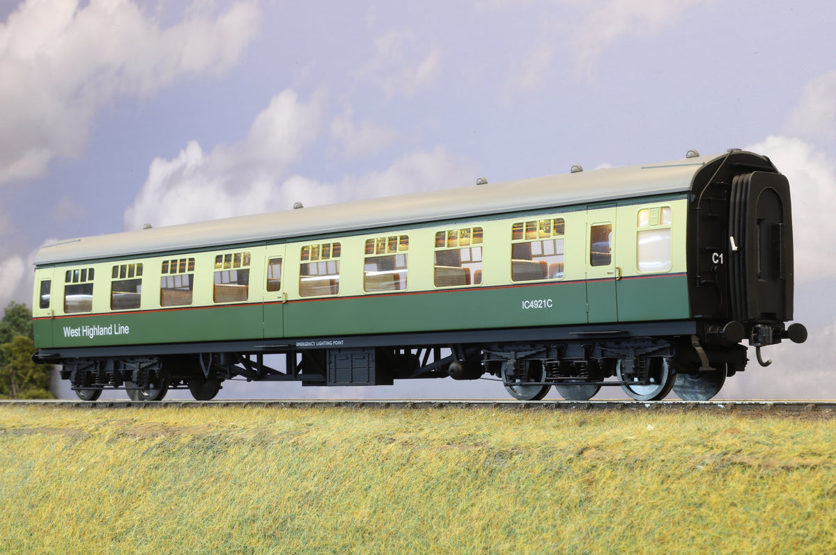 Darstaed Finescale O Gauge BR Mk1 'West Highland Line' TSO No. IC4921C