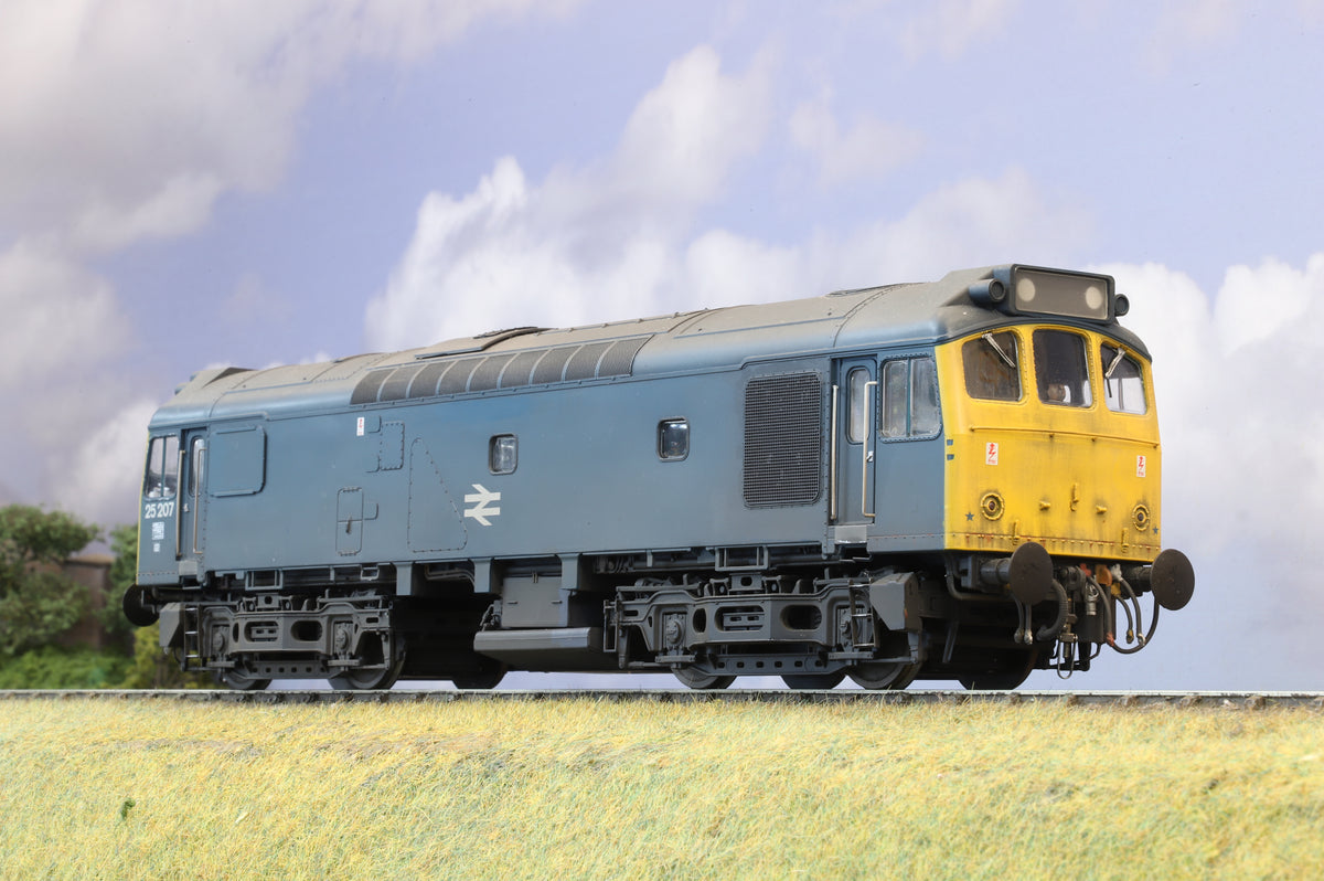Heljan Finescale O Gauge Class 25/3 BR Blue No.25207 DCC Sound &amp; Weathered