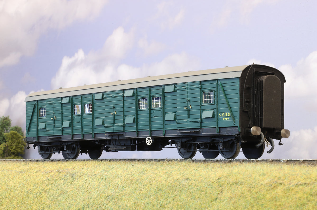 Finescale O Gauge (Kit-Built) Southern Region PMV (Brass Construction)