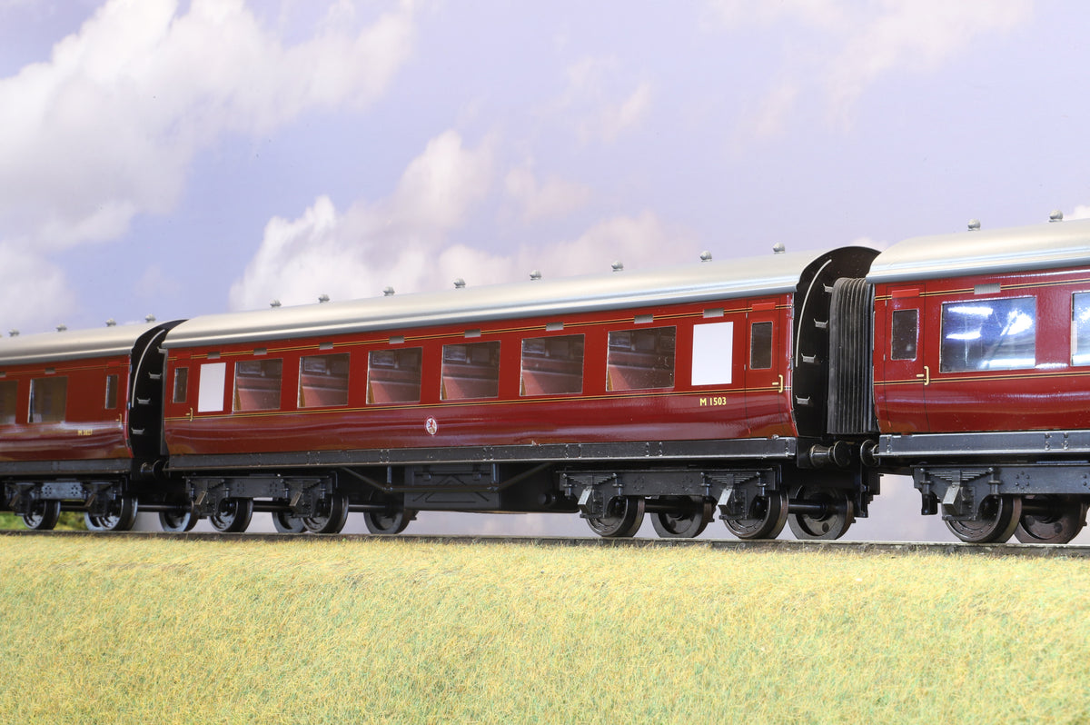 Ace Trains Coarse Scale O Gauge Set of Three Stanier Coaches, BR Maroon