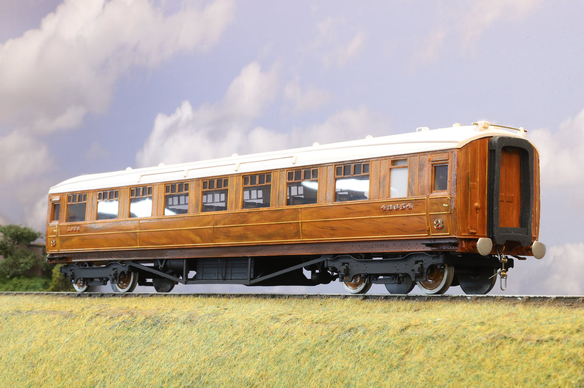 Finescale O Gauge (Kit-Built) LNER Gresley Teak Vestibuled Open Third No. 43654