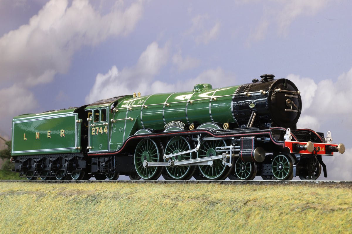 Ace Trains Coarse Scale O Gauge LNER A3 'Grand Parade' No. 2744 2/3 Rail Operation