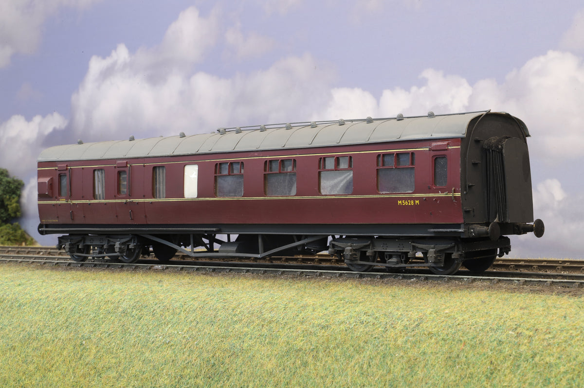 WORKSHOP Finescale O Gauge (Kit-Built) Pair of ex-LMS Period III Coaches BR Maroon