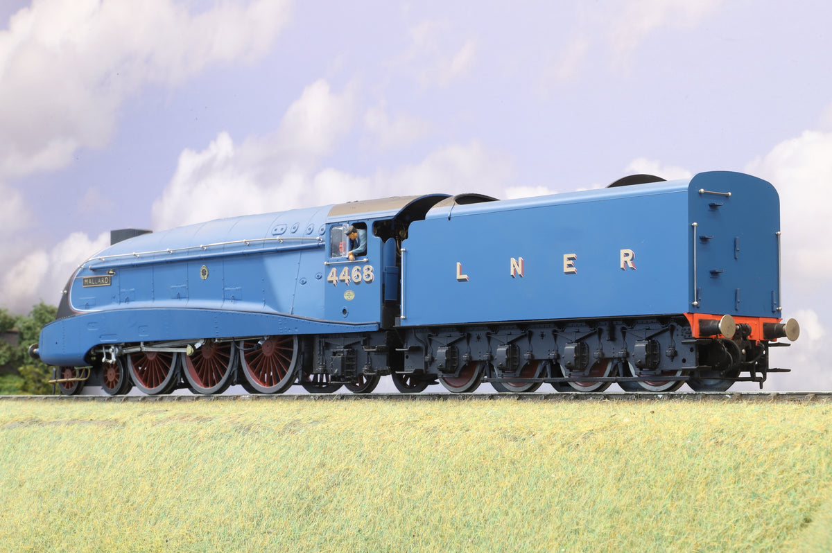 Hattons Finescale O Gauge Class A4 No. 4468 'Mallard' LNER Garter Blue (Collection Only)