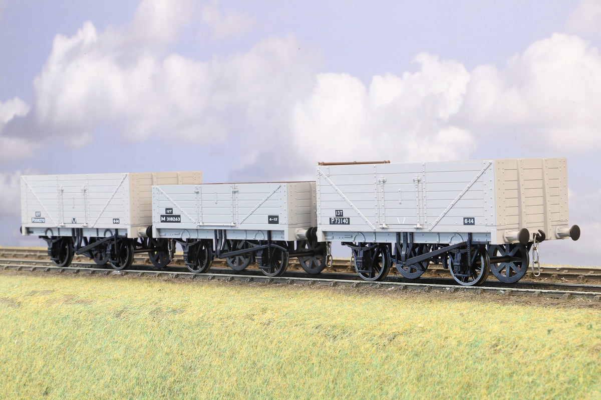 Dapol Finescale O Gauge Trio of Open Wagons