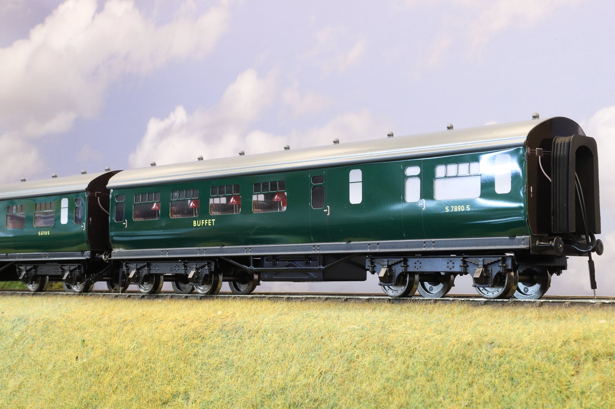Darstaed Coarse Scale O Set of 3 SR Bulleid Coaches BR Green 'Set B ...