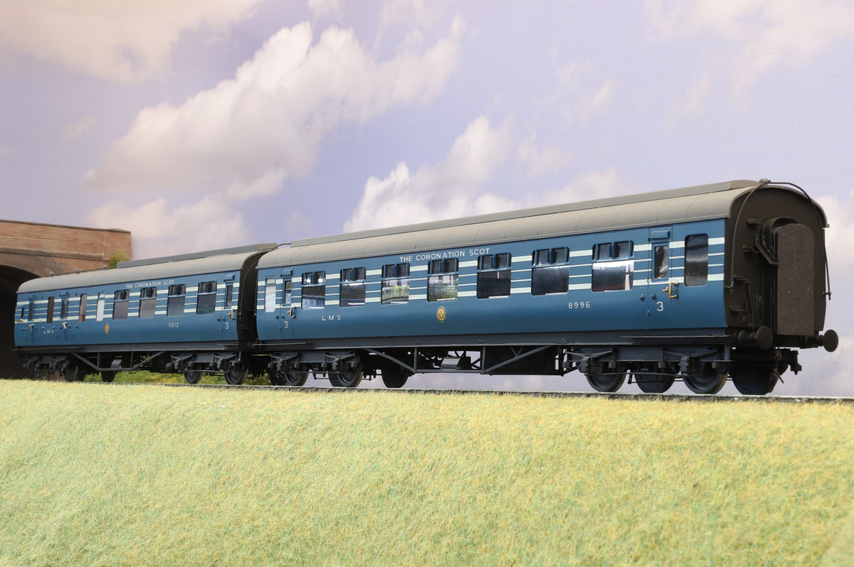 Finescale O Gauge Rake of 9 x Sidelines Kit-built Coronation Scot Coaches