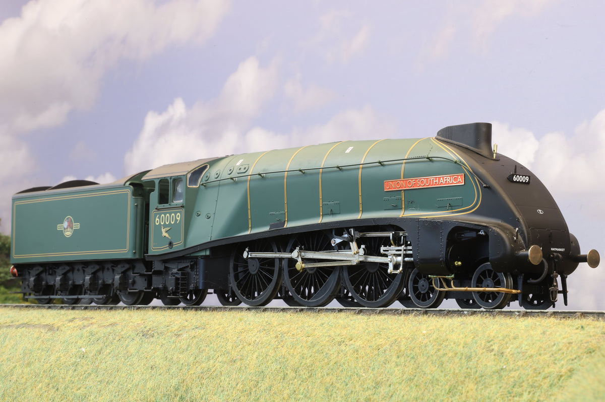 Hattons Finescale O Gauge Class A4 No. 60009 'Union of South Africa' BR Green Late Crest (Collection Only)