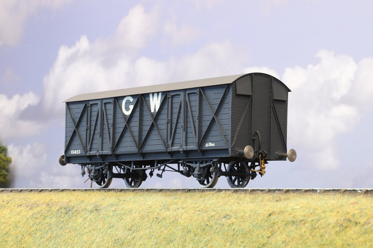 DJB Finescale O Gauge (Kit-Built) GWR 10 Ton Box Van &#39;10453