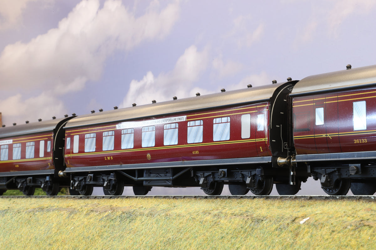 Ace Trains Coarse Scale O Gauge Rake of Five LMS 'Merseyside Express' Coaches. 2/3 Rail