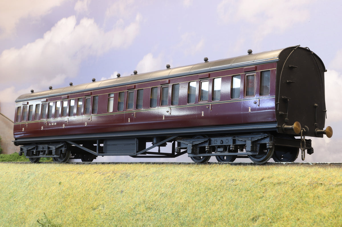 Gauge 1 (10mm) Kit-Built LMS Non-Corridor Composite Coach