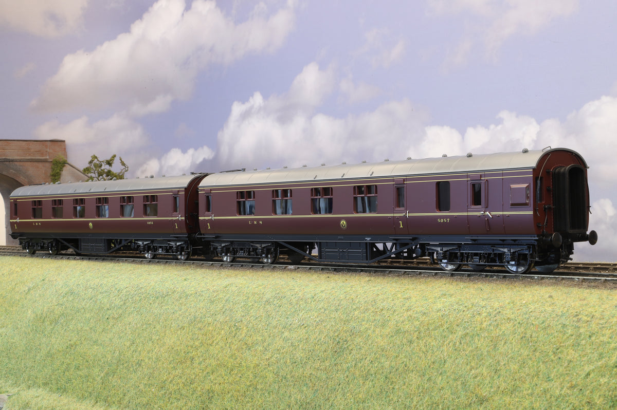 MTH Finescale O Gauge Two Coach First Class set, LMS maroon, MTH22-60062A/B
