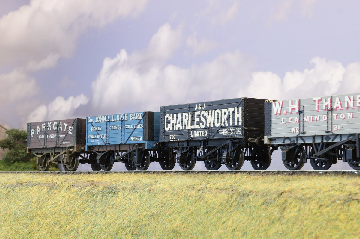 Slater's Finescale O Gauge (Kit-Built) Rake Of Five Private Owners Wagons