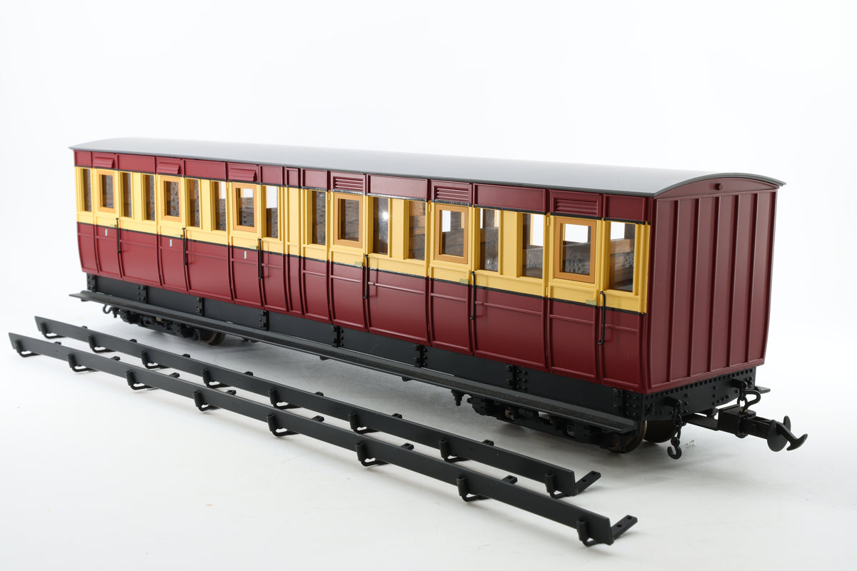 BMS/Accucraft 16mm Scale (32mm Gauge) Isle of Man Composite Coach R19-17