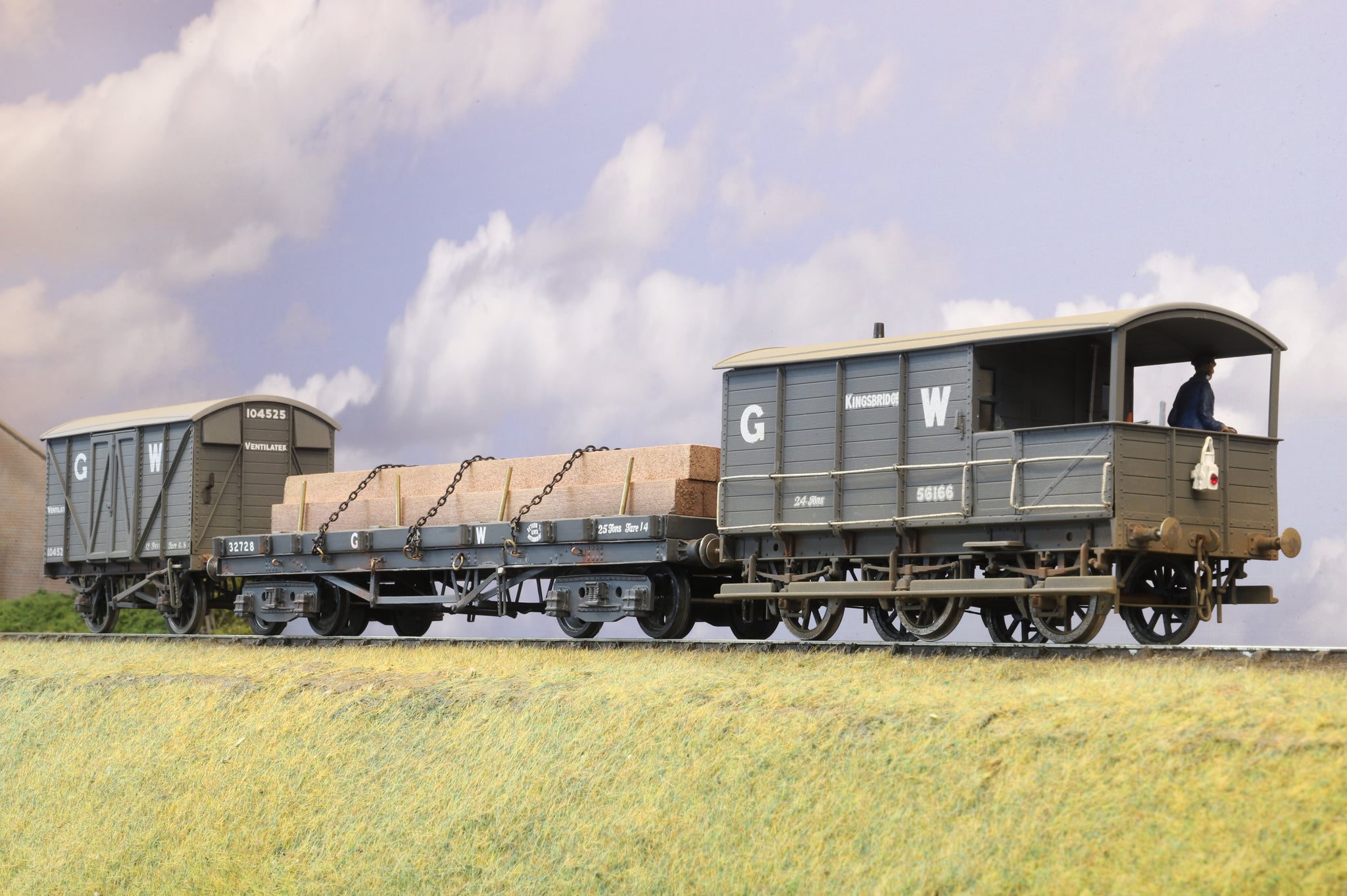 Train Rake Kit-built Finescale O Gauge Rake of Three GWR Wagons - Ellis Clark Trains