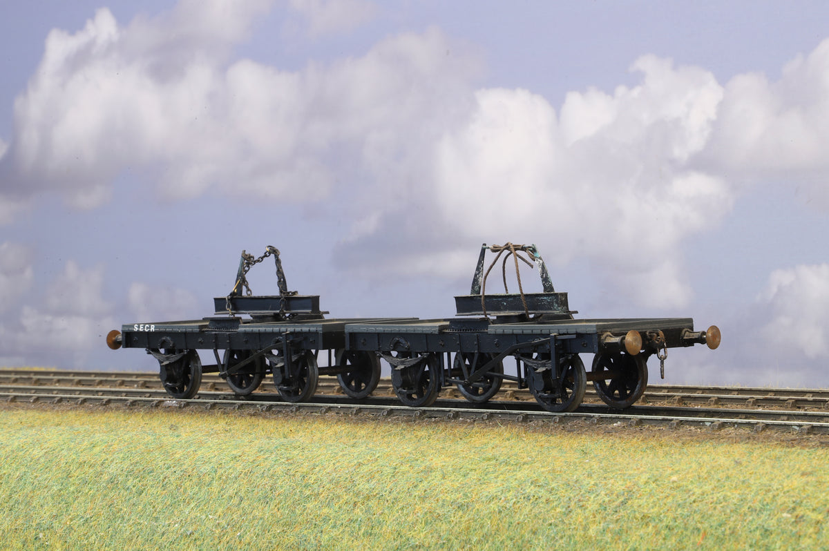 Finescale O Gauge (Kit/Scratch-Built) Pair of SE&CR Four Wheel Bolster Wagons