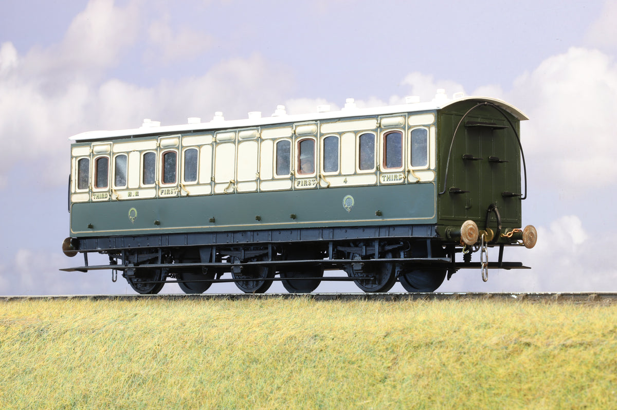 Finescale O Gauge (Kit-Built) Highland Railway 6-Wheel Composite Coach (Brass Construction)