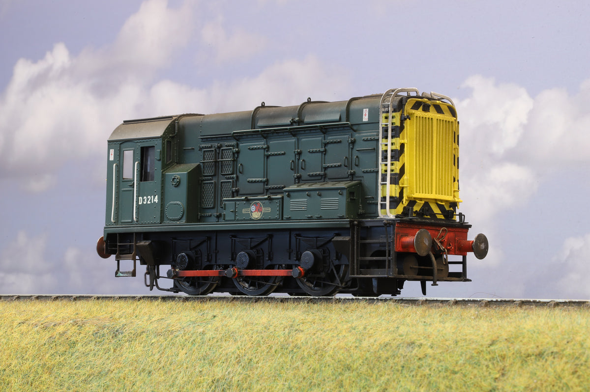Bachmann Brassworks Finescale O Gauge Class 08 Shunter D3214, BR Green with Late Crest, Pro Weathered