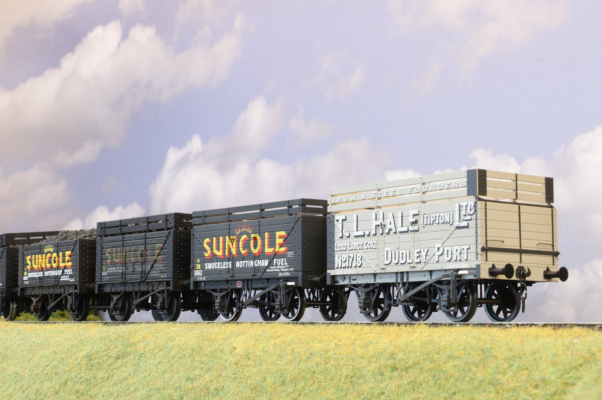 Finescale O Gauge Rake of 5 Open Wagons