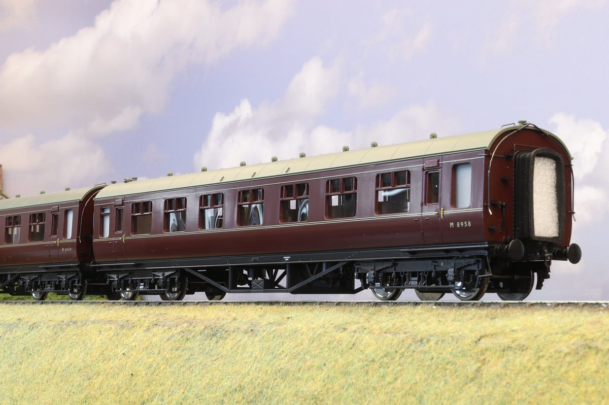 MTH Finescale O Gauge Rake of 4 x LMS Stanier Coaches BR Lined Maroon