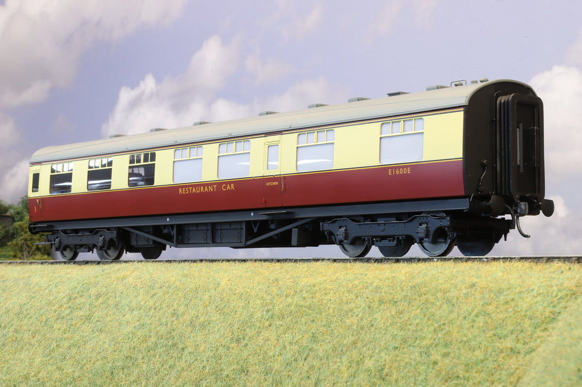 Darstaed Finescale O Gauge BR Thompson Restaurant First with Kitchen No. E1600E, Crimson & Cream