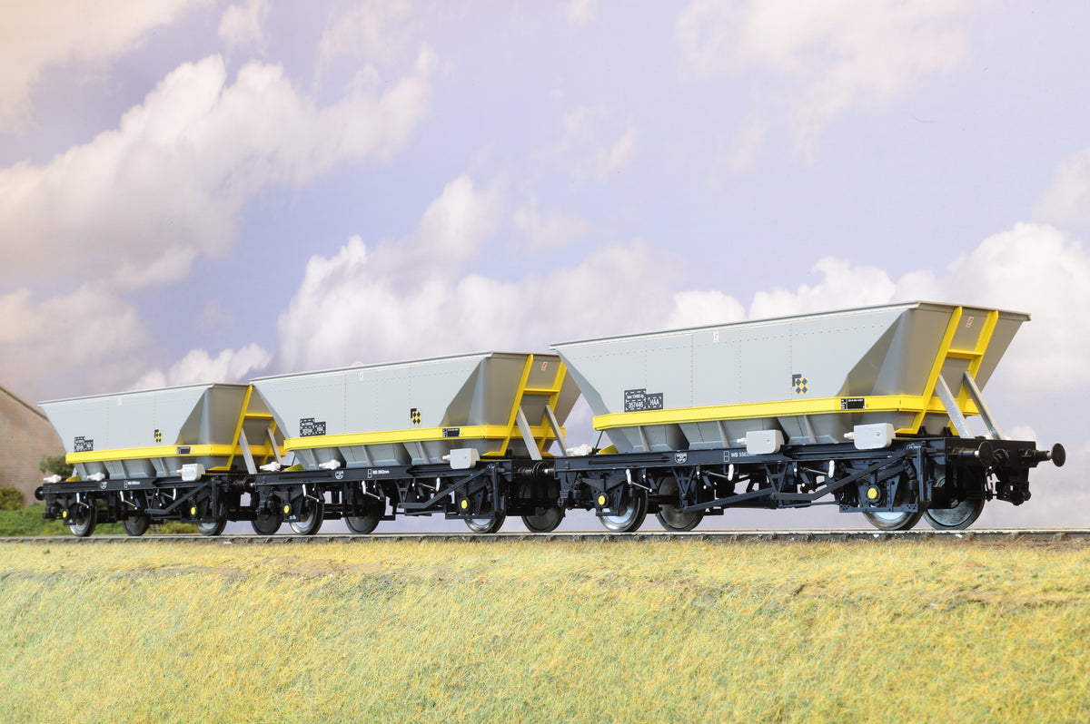 Rake of Three Dapol Finescale O Gauge HAA Coal Wagons, Yellow Cradle