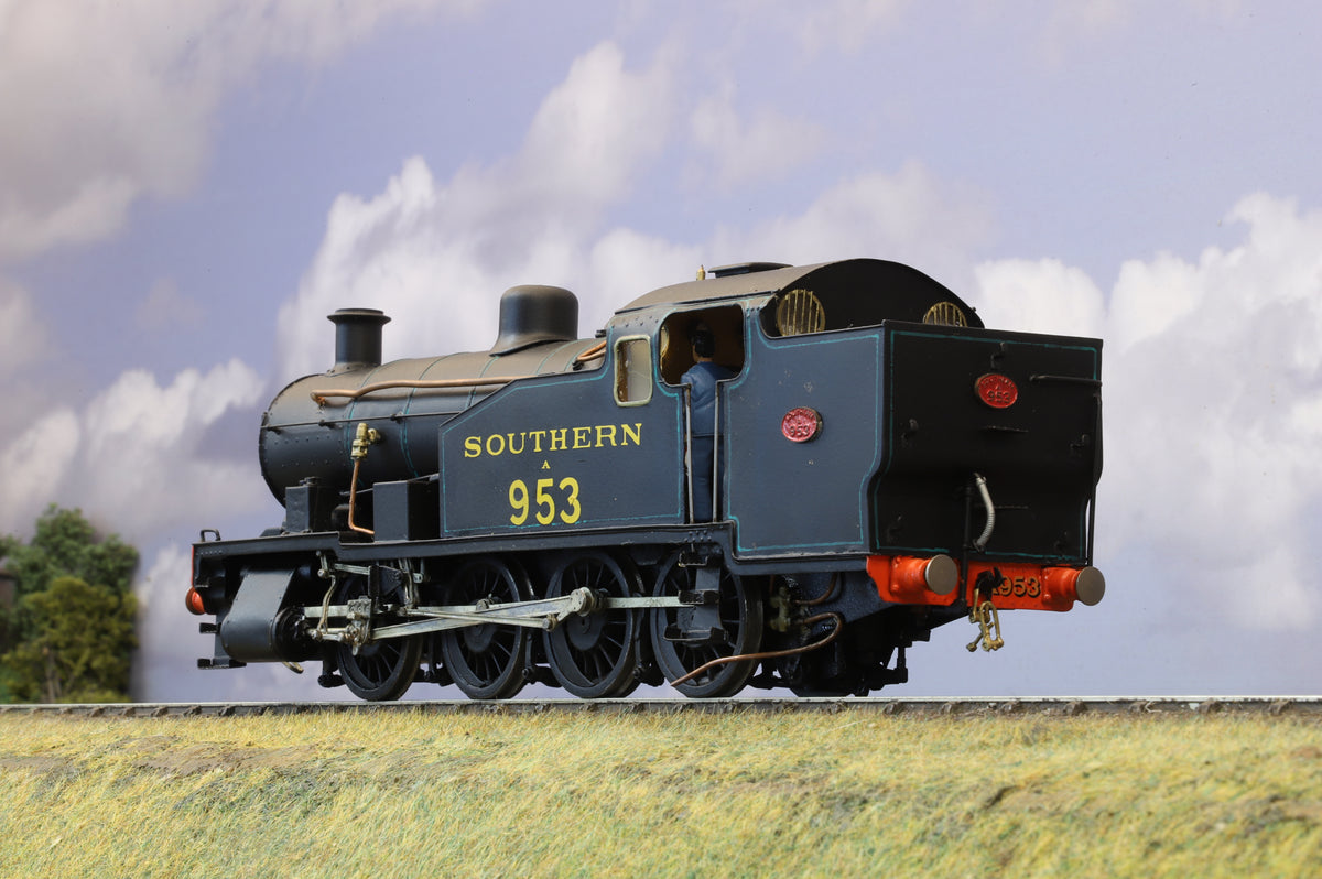 Kit-built Finescale O Gauge SR 'Z' Class 0-8-0 Tank No. 953, Southern Lined Goods Green