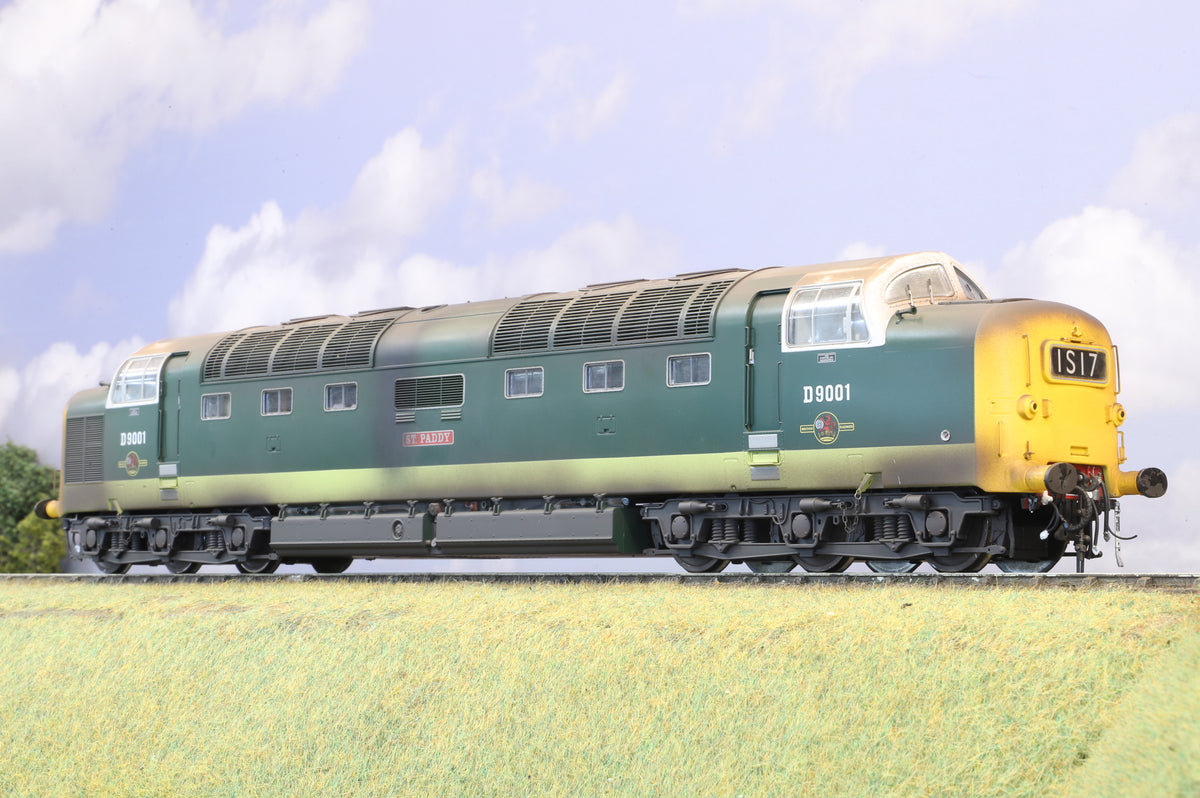 Heljan Finescale O Gauge Class 55 'Deltic' No. D9001 'St Paddy', Weathered