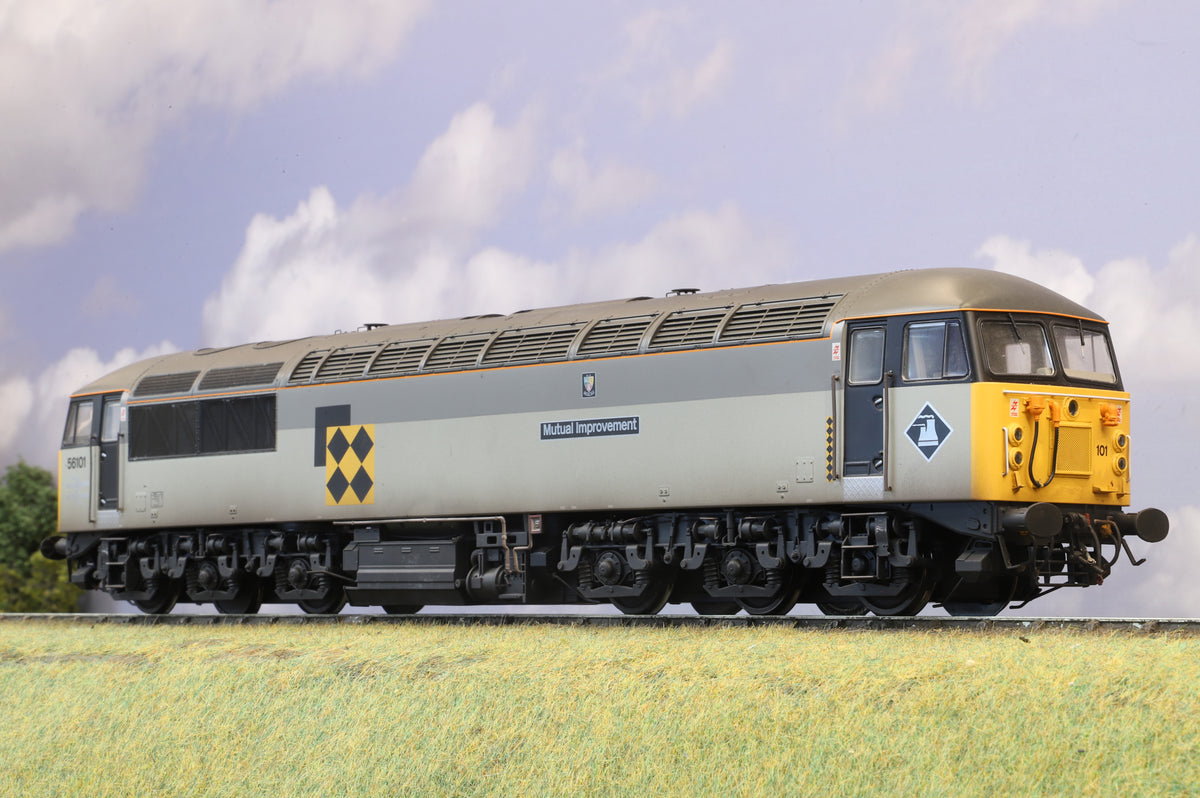 Heljan Finescale O Gauge Class 56 Railfreight No. 56101 Railfreight (Coal Sector) Weathered