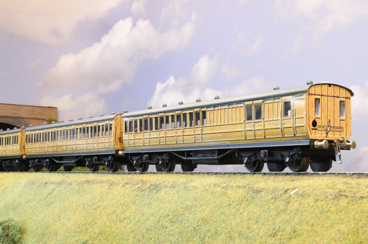 Ace Trains Coarse Scale O Gauge LNER Coach Set C/ILNER