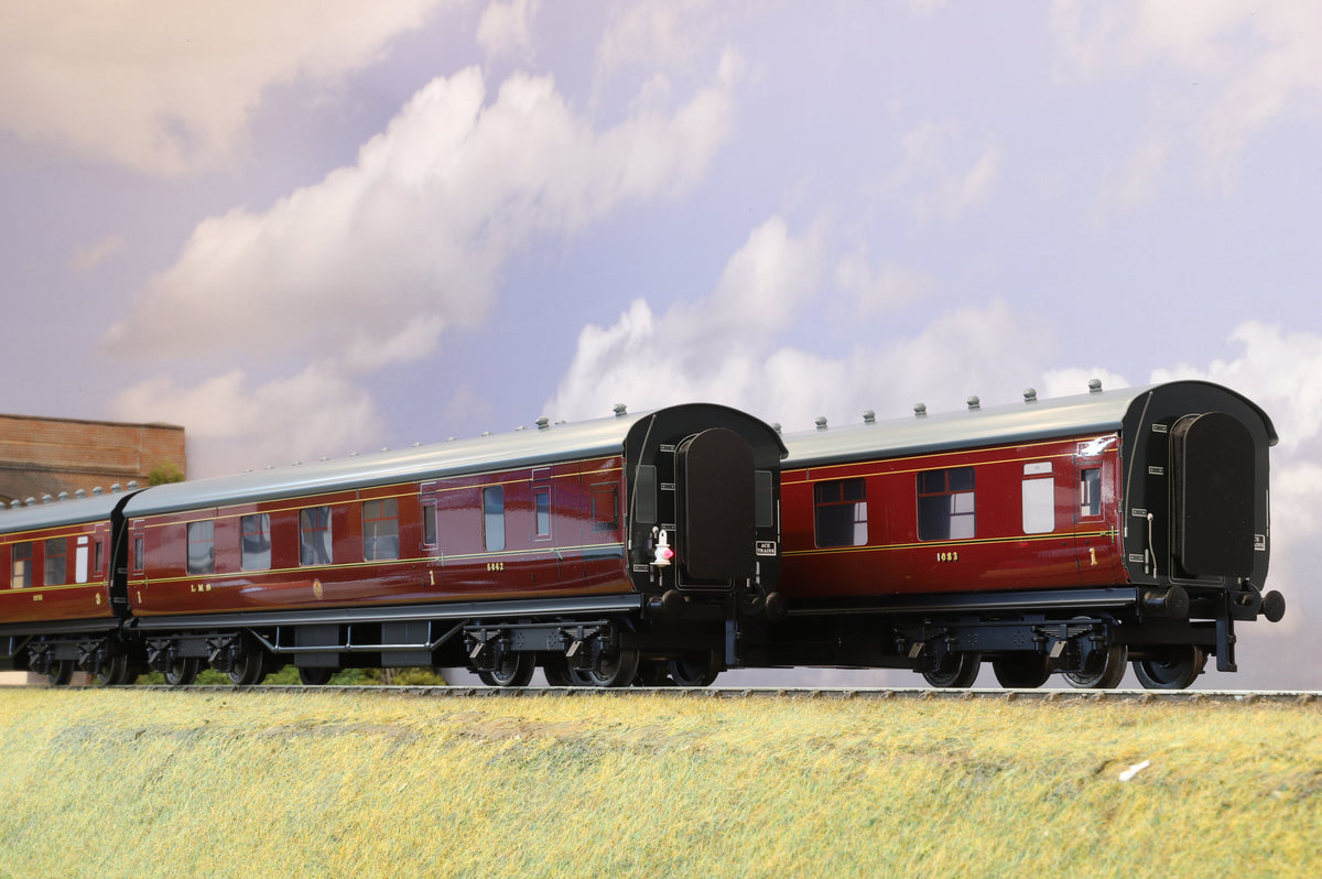Ace Trains Coarse Scale O Gauge LMS Stanier Three Coach Set (2-/3-Rail)