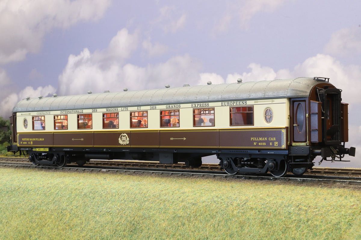 Fulgurex/Elettren Finescale O Gauge CIWL Pullman Car 'Golden Arrow' No. 4025