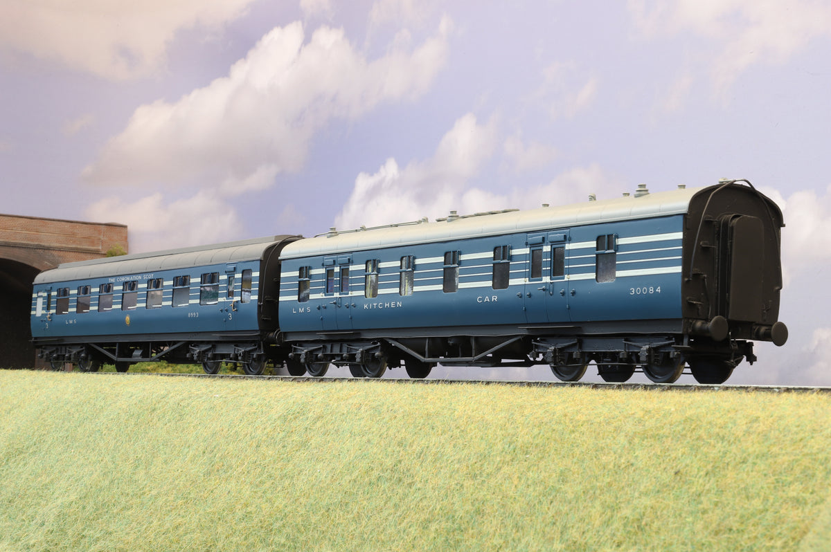 Finescale O Gauge Rake of 9 x Sidelines Kit-built Coronation Scot Coaches