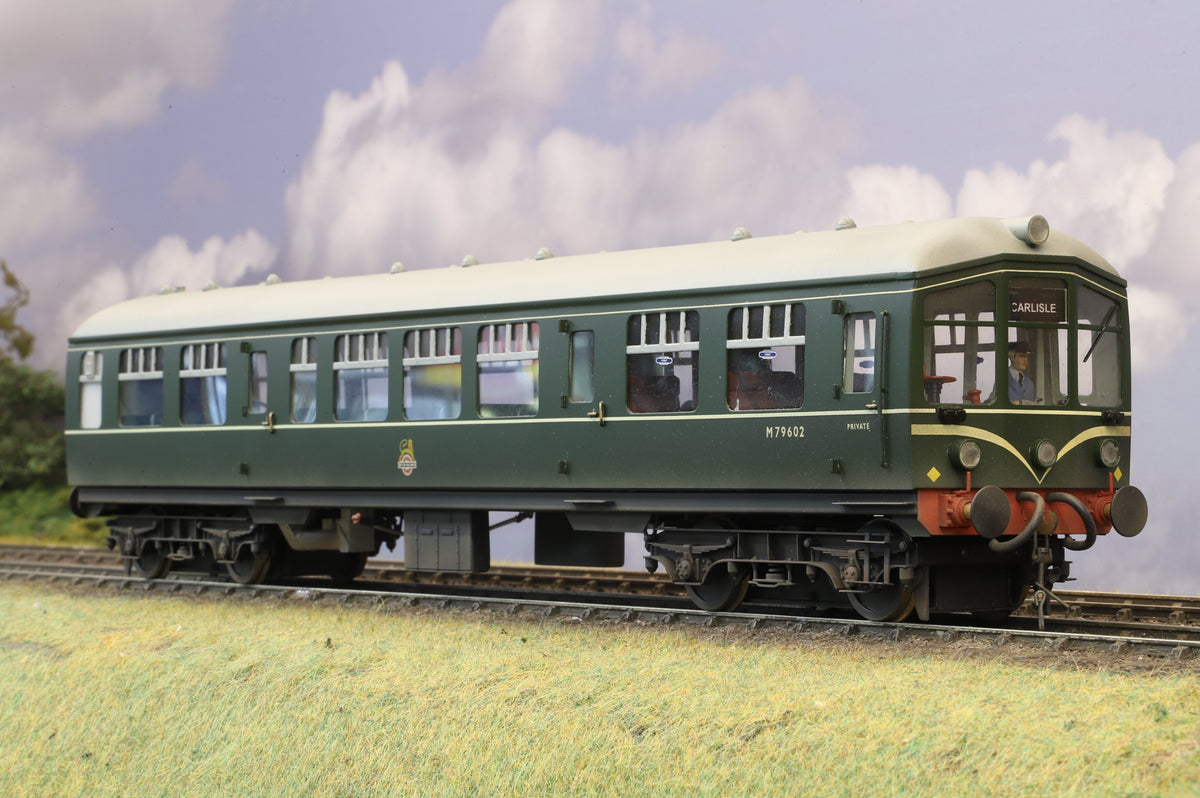 Sancheng/Bachmann Brass Finescale O Gauge Derby Lightweight 2-Car DMU BR Green, DCC Sound & Weathered