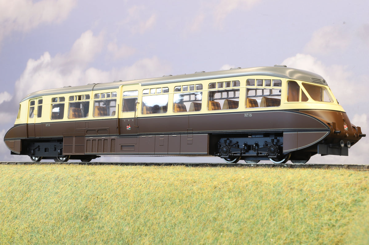 Dapol Finescale O Gauge GWR Streamlined Railcar No.16 GWR Chocolate/Cream
