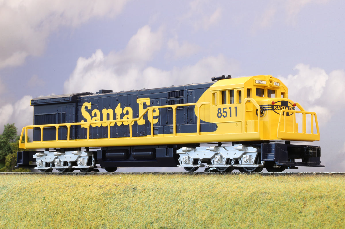 Williams (Bachmann) Coarse Scale O Gauge U33c Powered Loco Santa Fe (3-Rail)