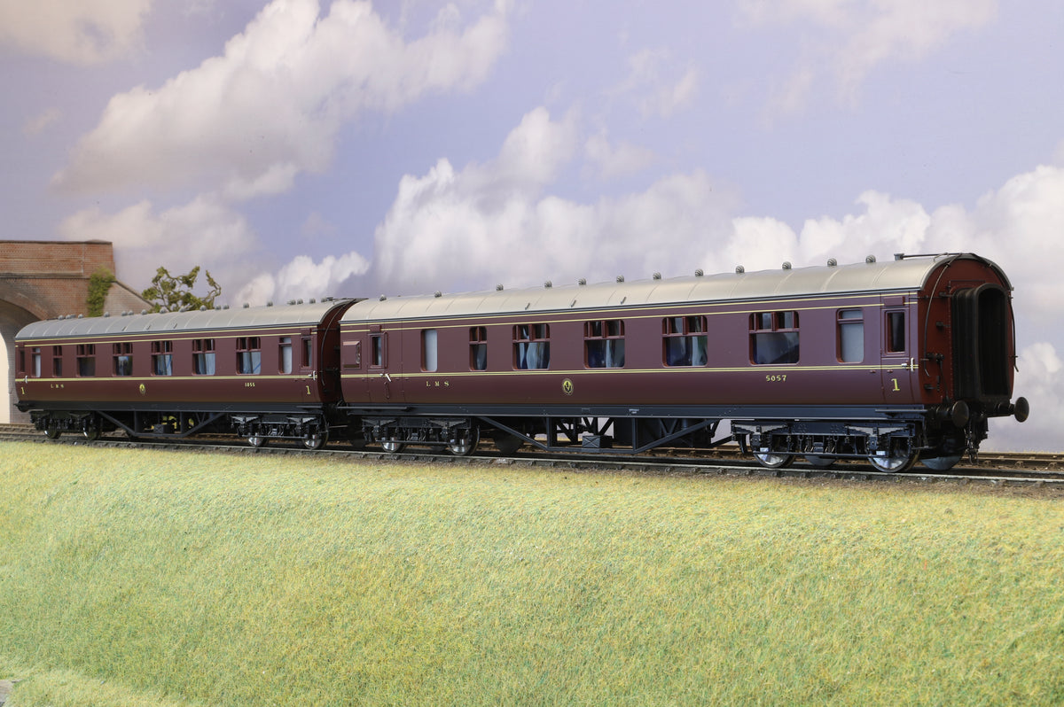 MTH Finescale O Gauge Two Coach First Class set, LMS maroon, MTH22-60062A/B