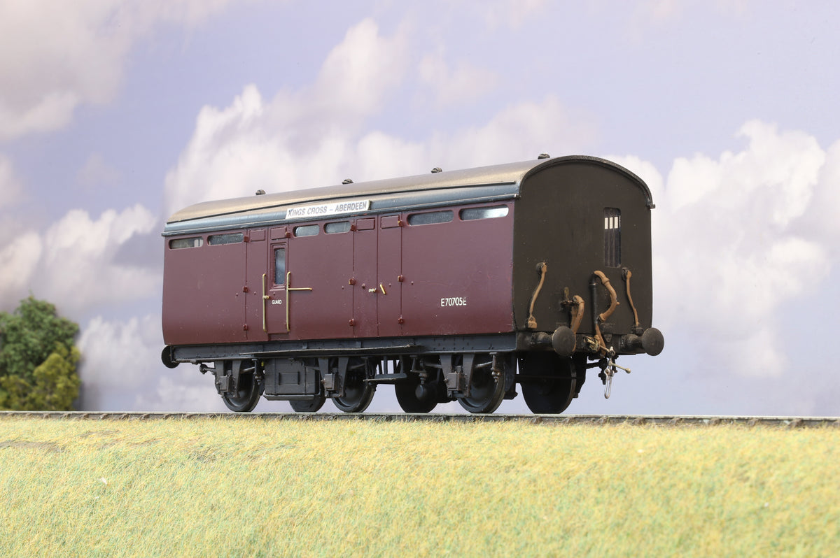 Finescale O Gauge (Kit-Built) Thompson Six Wheel 'BZ' Luggage van