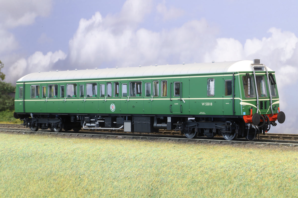 Dapol Finescale O Gauge Class 122 Railcar No. W55018 BR Green with Speed Whiskers (DCC Ready, 22 Pin)