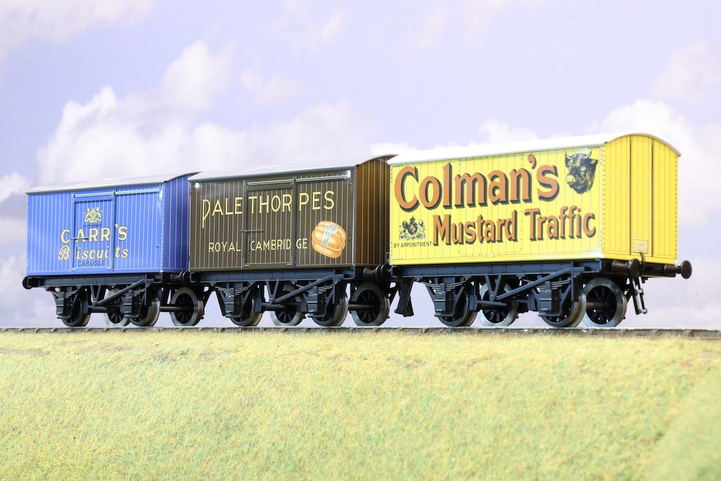 Ace Trains Coarse Scale O Gauge Private Owner Van Set 7
