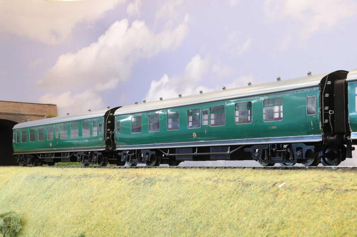 Ace Trains Coarse Scale BR Mk1 Three Coach Set Green (2-/3-Rail)