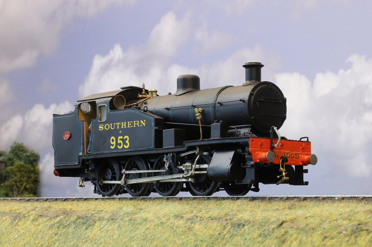 Kit-built Finescale O Gauge SR 'Z' Class 0-8-0 Tank No. 953, Southern Lined Goods Green
