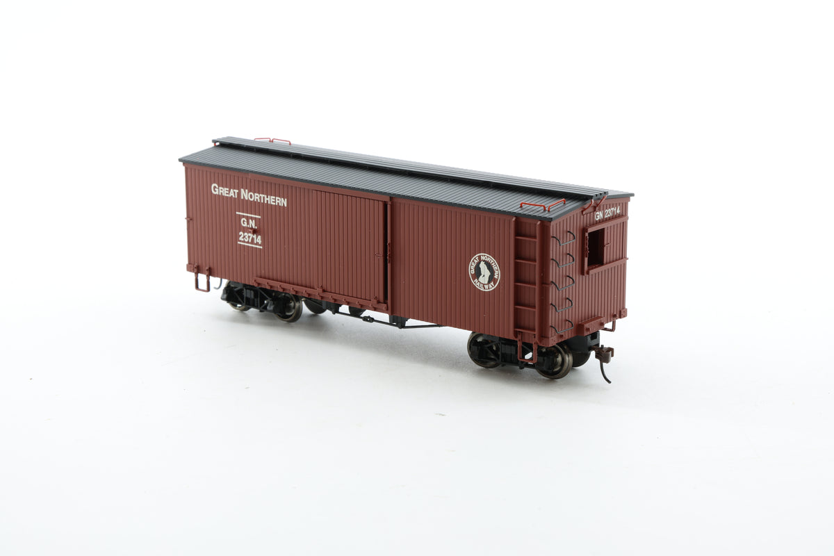 Spectrum/Bachmann On30 Great Northern Box Car No. 23714