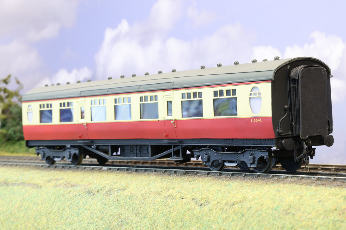 Finescale O Gauge (Kit-Built) Thompson Corridor Coach No. E1554E, BR Blood & Custard