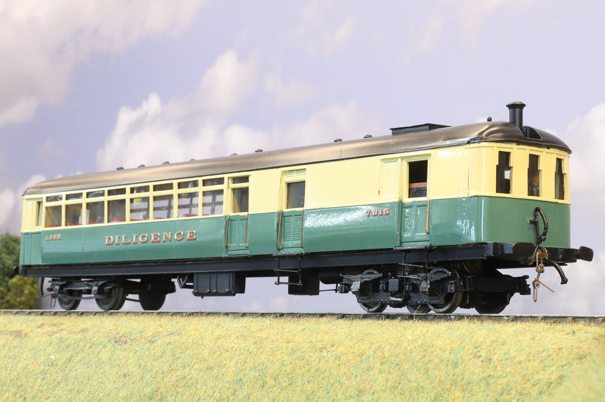 Finescale O Gauge (Kit-Built) LNER Sentinel Steam Railcar 'Diligence' No. 7815, DCC Sound