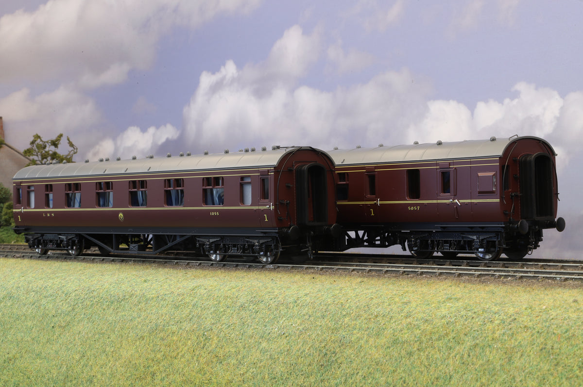 MTH Finescale O Gauge Two Coach First Class set, LMS maroon, MTH22-60062A/B