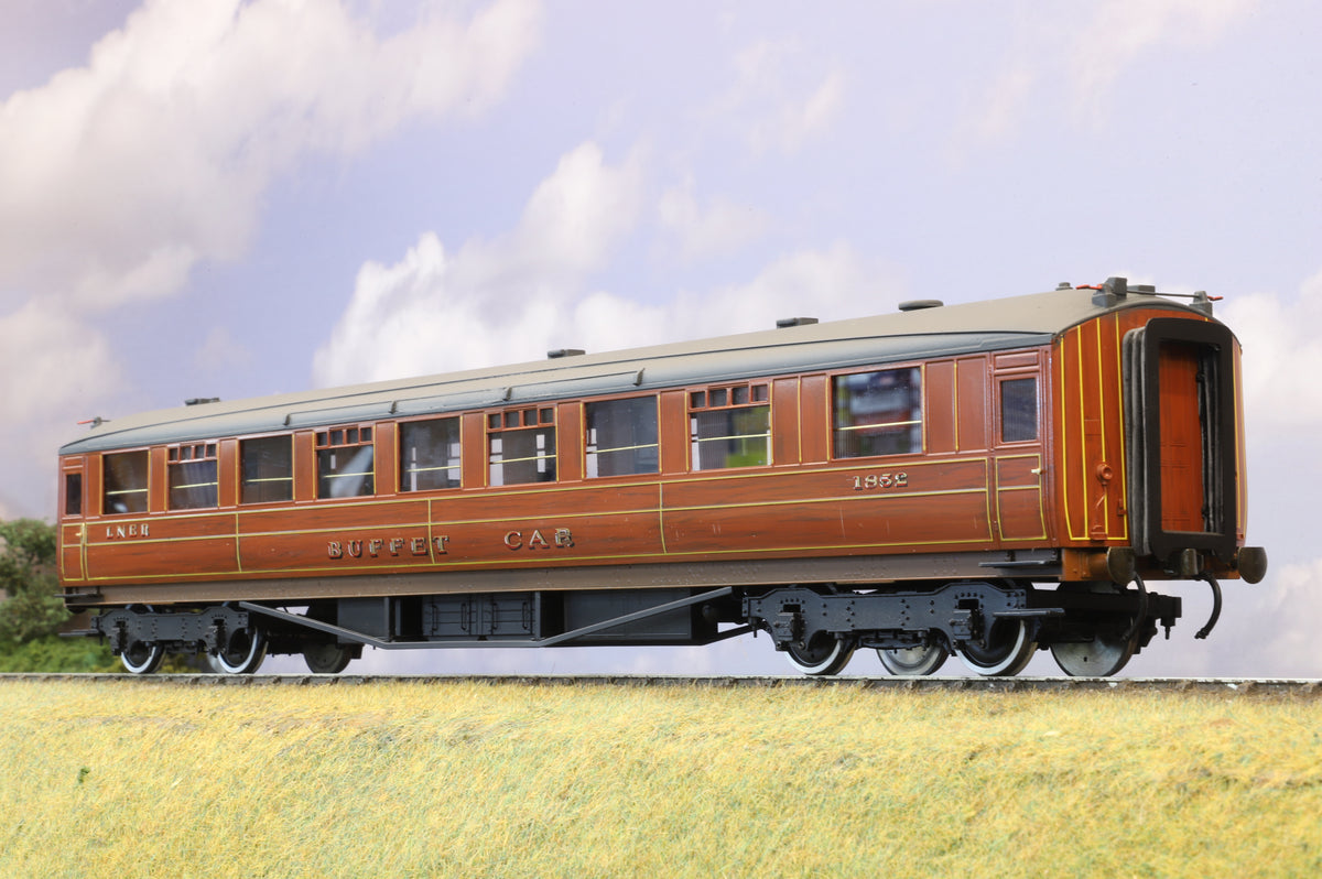 Golden Age Models Finescale O Gauge Gresley LNER Teak Buffet Car No. 1852